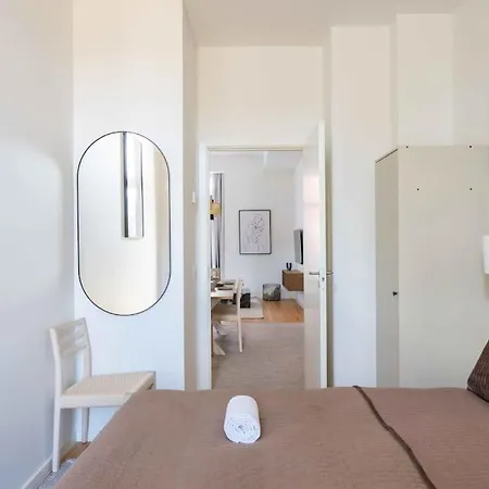 Step-free For 8 People Near Amager *