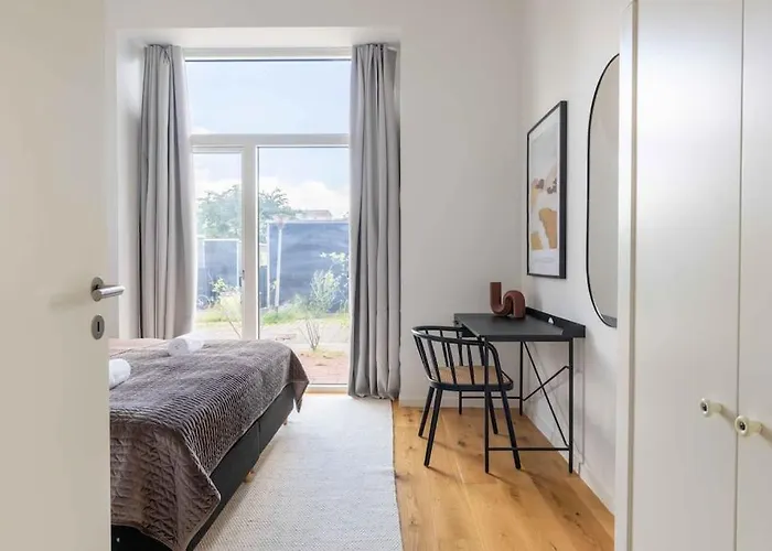 Step-free For 8 People Near Amager *