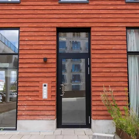 Step-free For 8 People Near Amager 코펜하겐